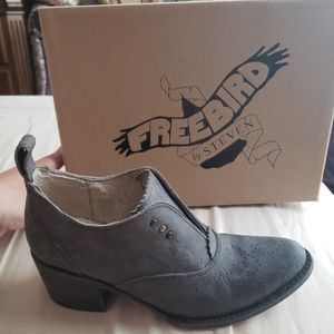 NEW Freebird by Steven - SADIE - size 7